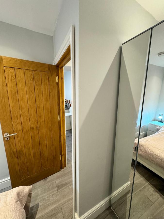 1 Bed With Kitchenette And Bathroom Oxford Eksteriør bilde