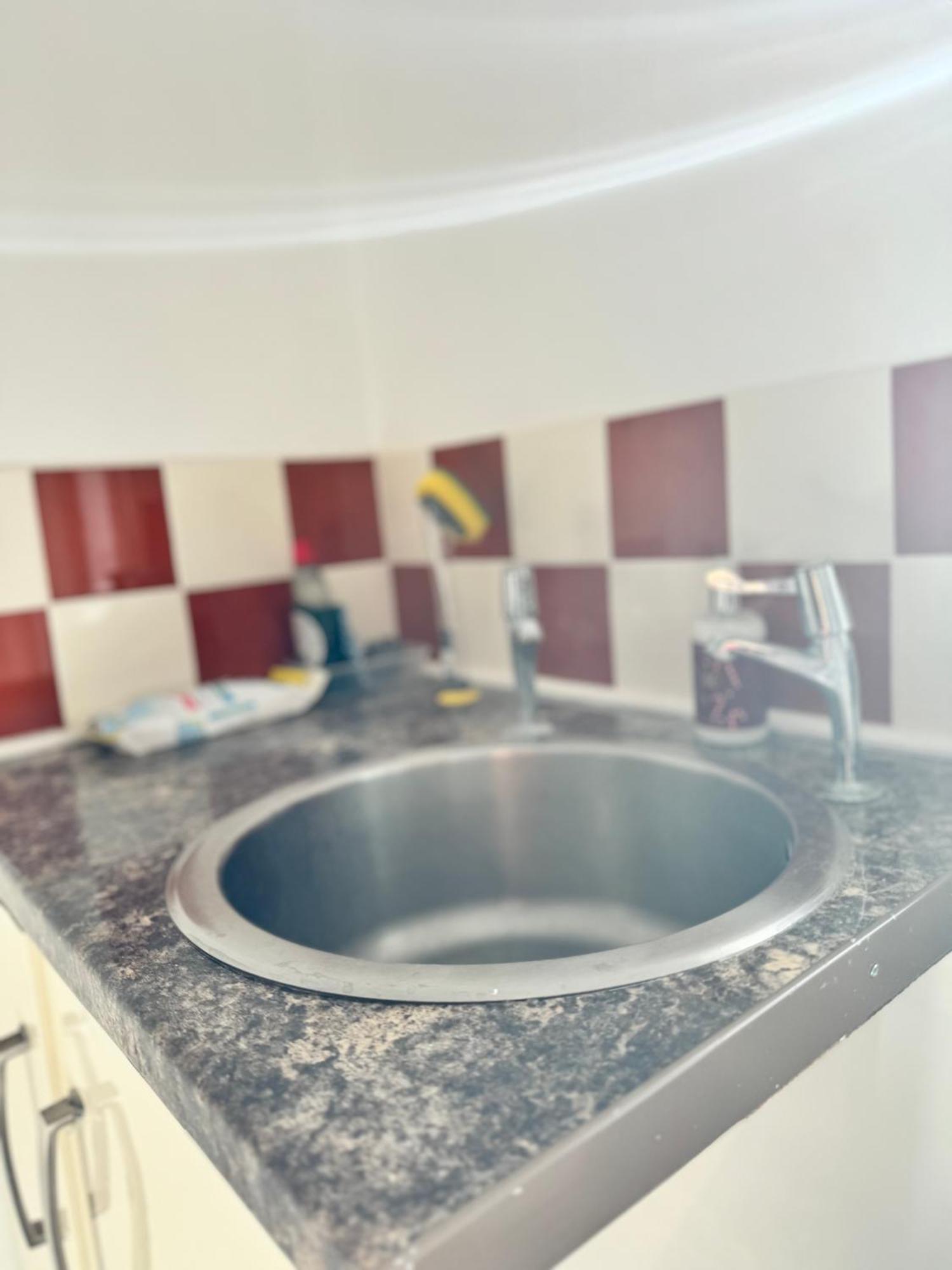 1 Bed With Kitchenette And Bathroom Oxford Eksteriør bilde