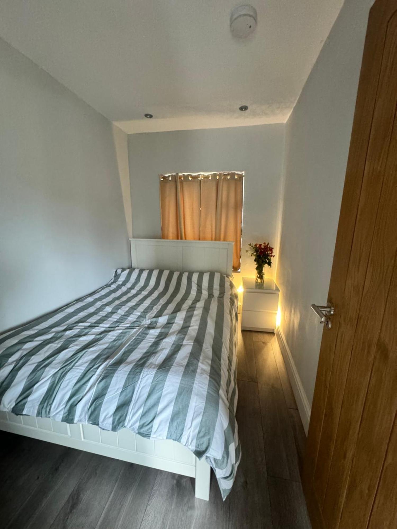 1 Bed With Kitchenette And Bathroom Oxford Eksteriør bilde